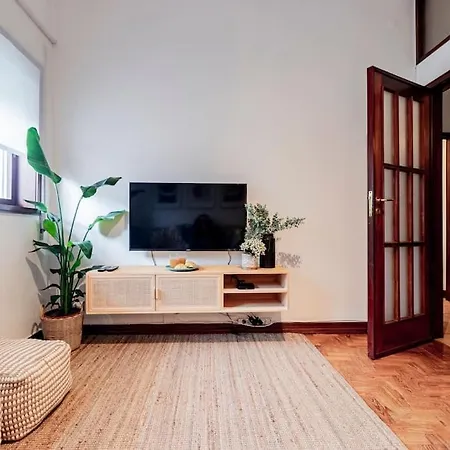 Com Terraco Oporto